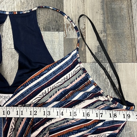 BCBGeneration Striped Midi Dress Draped Pockets Sleeveless V-neck Pull-on Sz. L - Picture 14 of 15